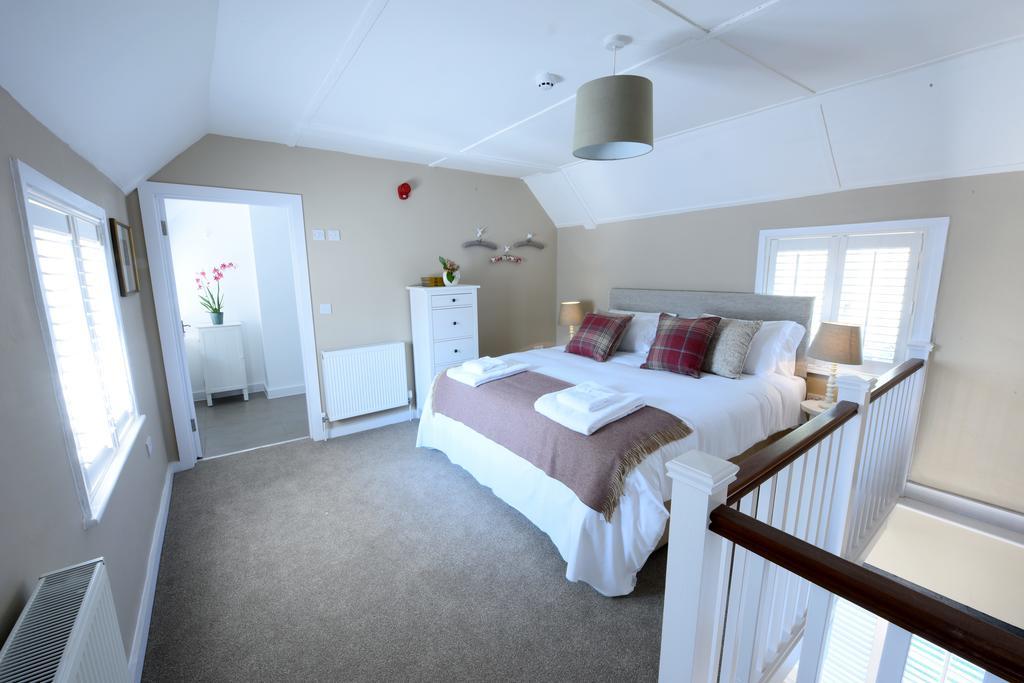 Woodstock Suites Charlton  Eksteriør bilde